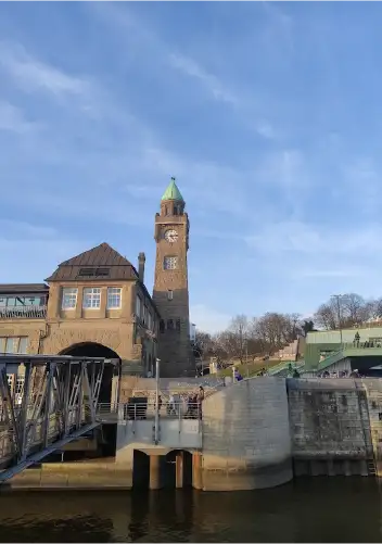 Landungsbrücken Hamburg